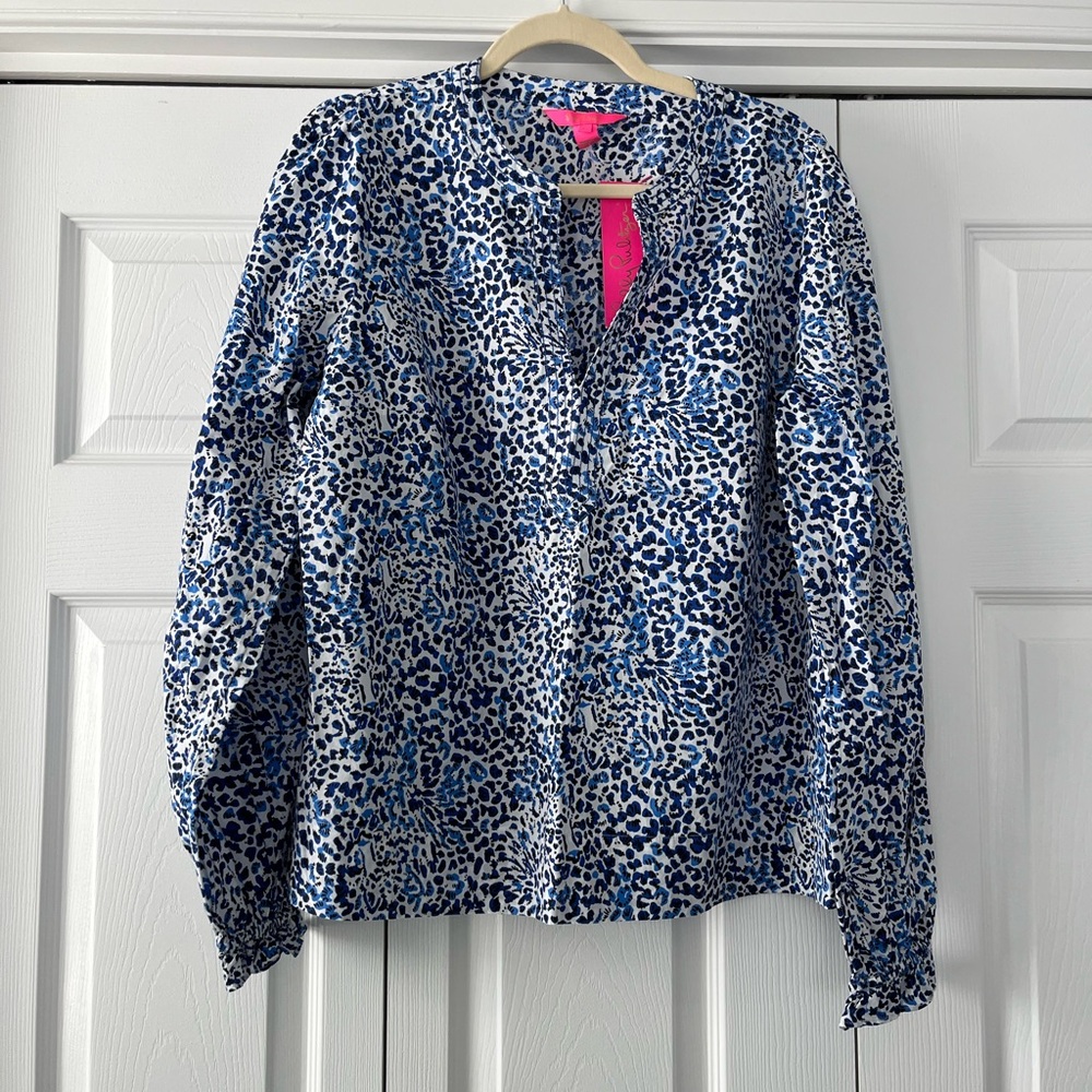 Lilly Pulitzer Blue and White  and Black Resort white twisted up
